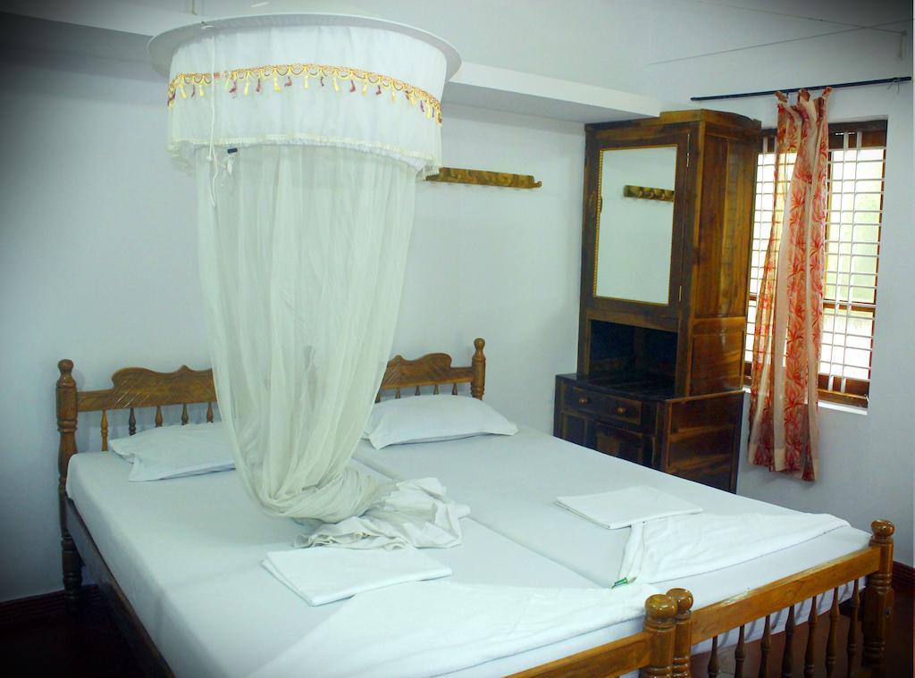 Jickys Nest Hotel Varkala Ruang foto