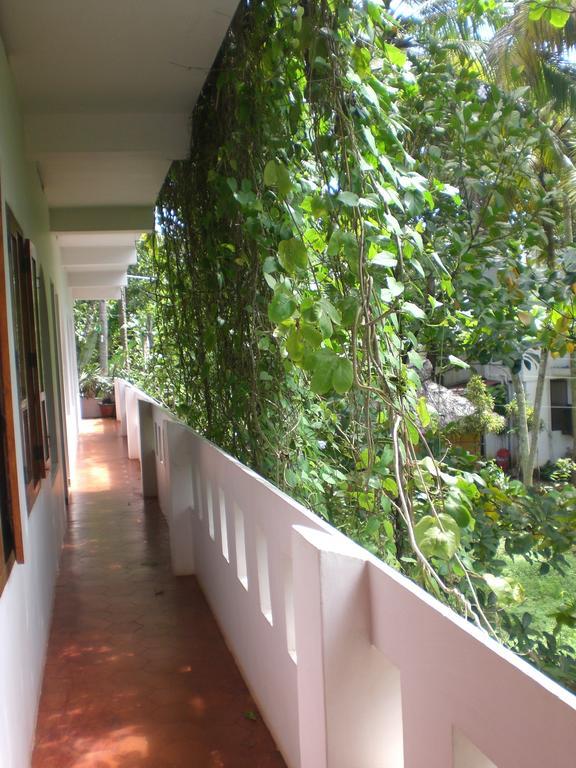 Jickys Nest Hotel Varkala Ruang foto