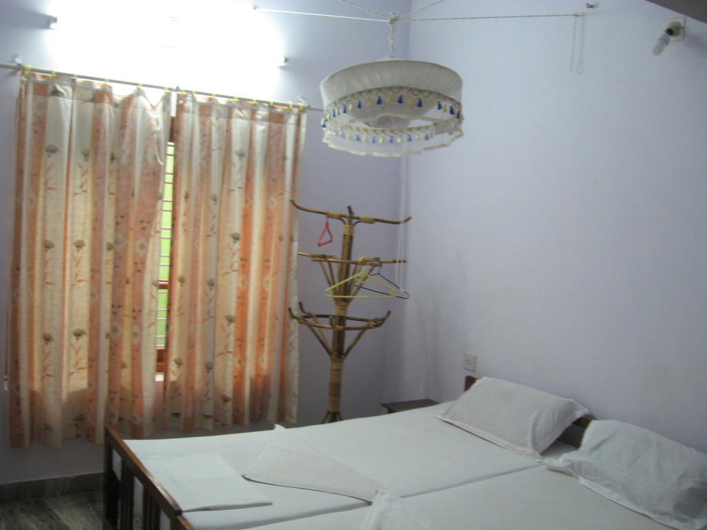 Jickys Nest Hotel Varkala Ruang foto